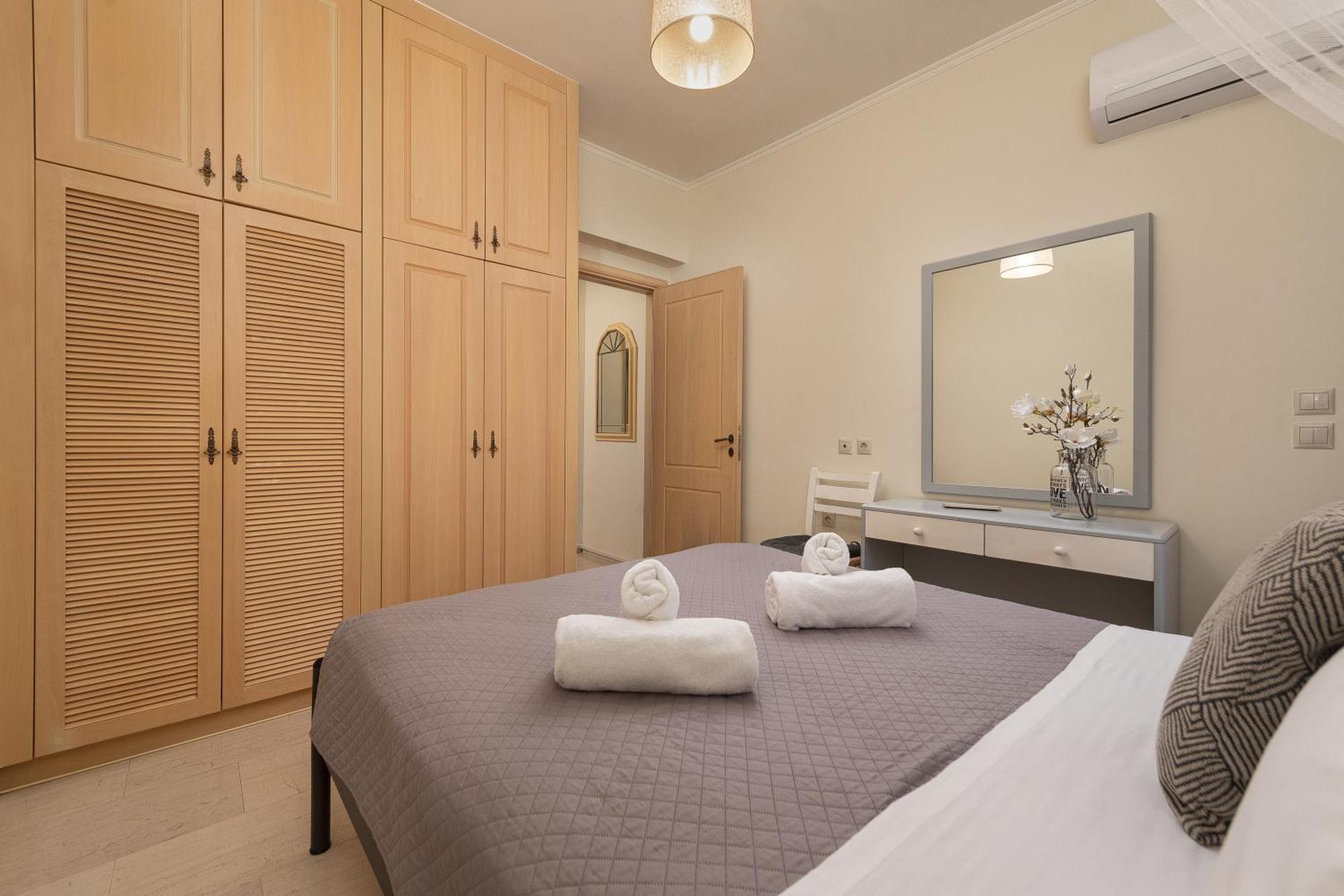 Evi'S Afandou Suite Bagian luar foto